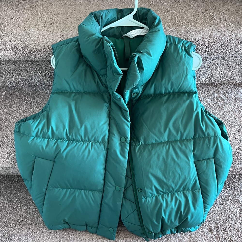 Lululemon wunder puff crop vest